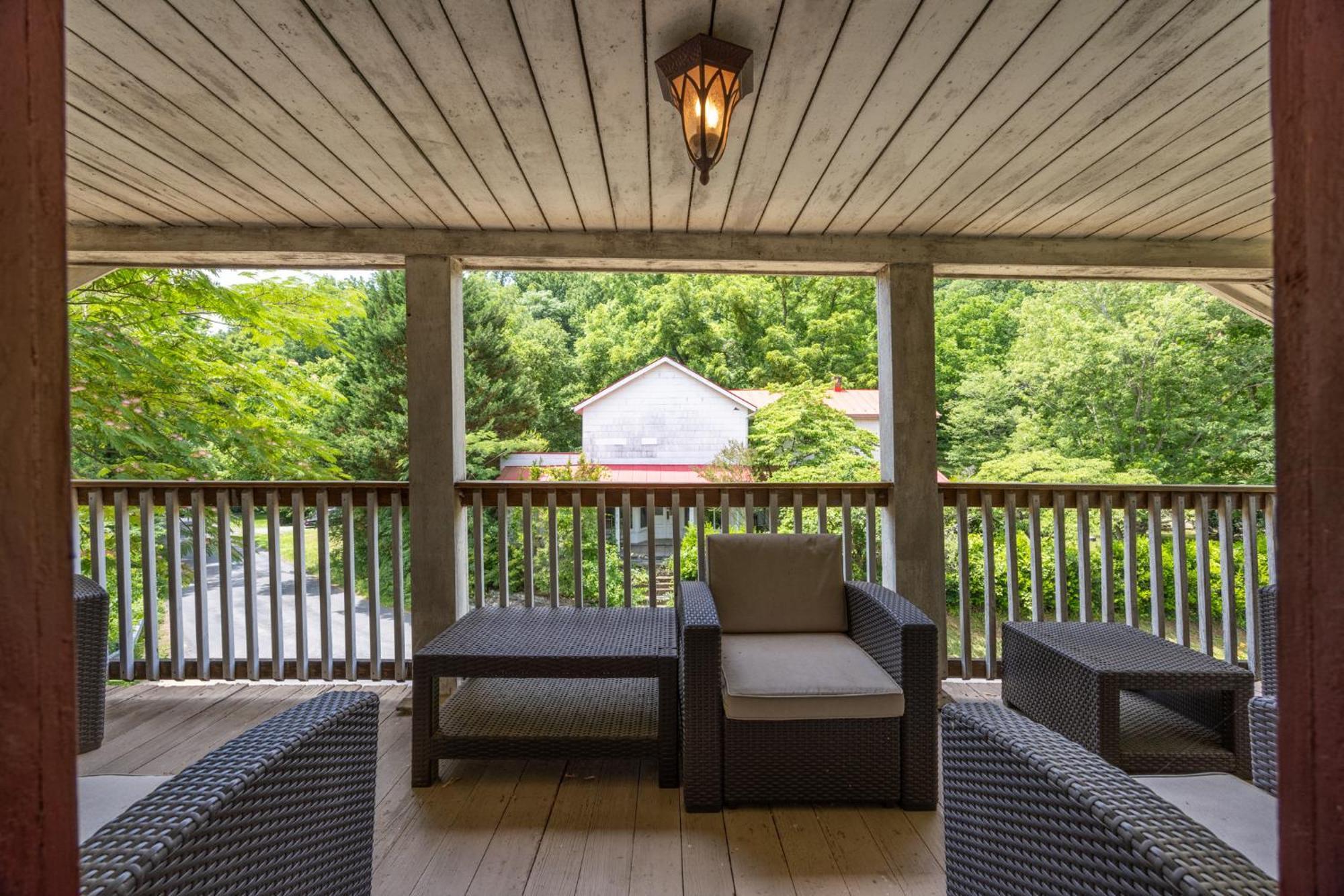 Bliss Point Farm And B&B, Llc Earlysville Buitenkant foto