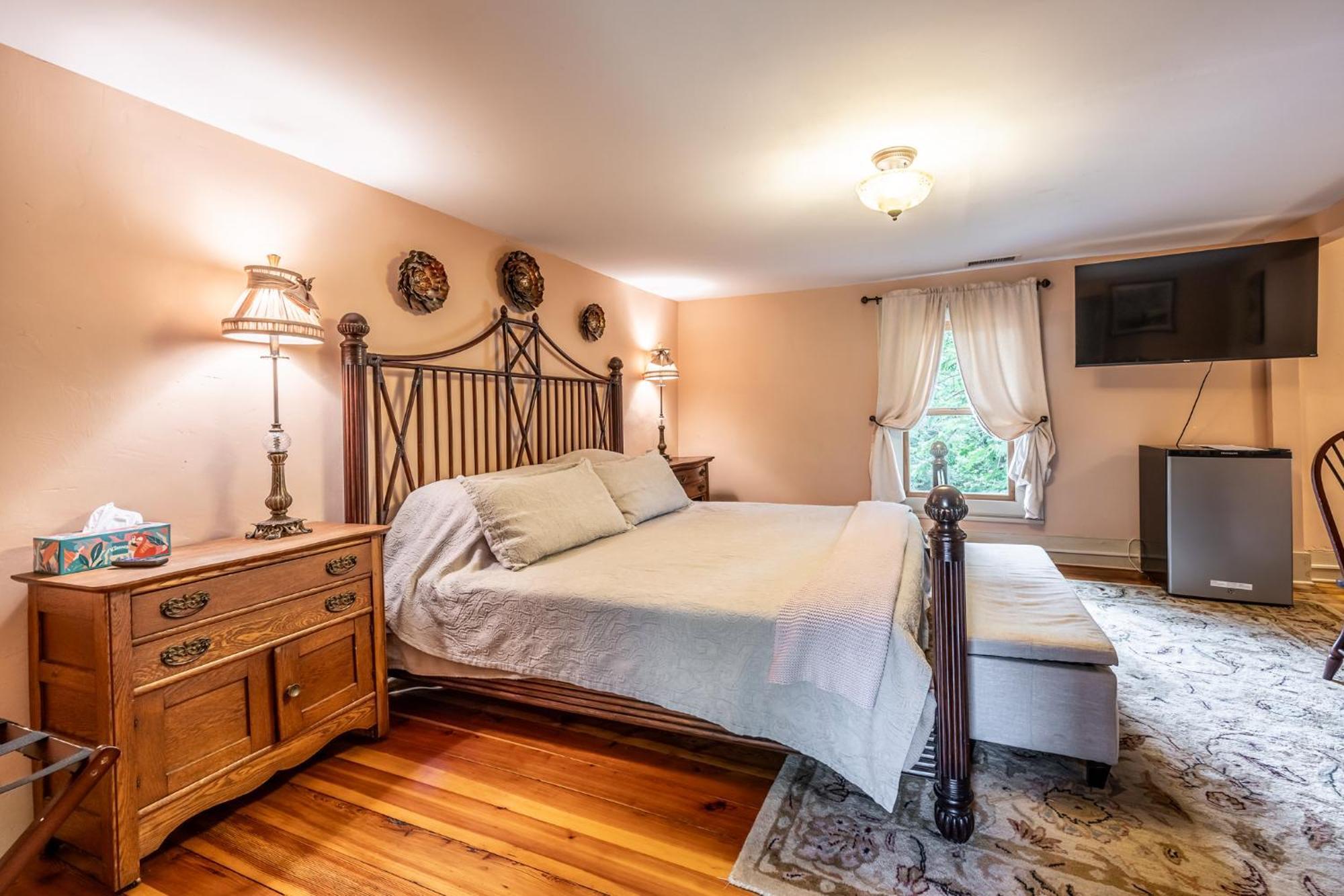 Bliss Point Farm And B&B, Llc Earlysville Buitenkant foto